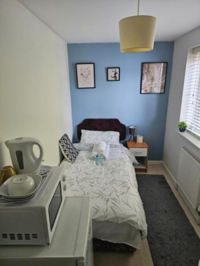 Single Room in Dartford-Close to all amenities